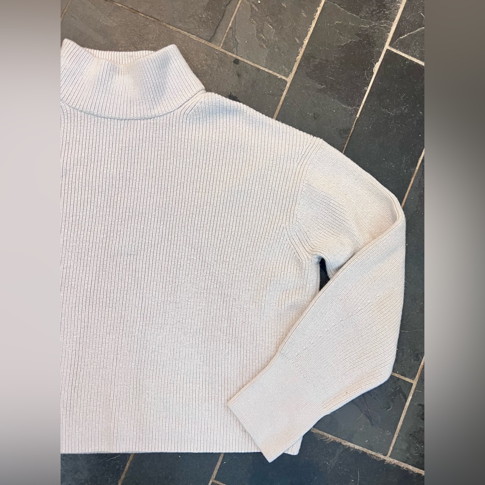 Lululemon wool blend ribbed sweater cropped in heathered natural ivory - Picture 6 of 6